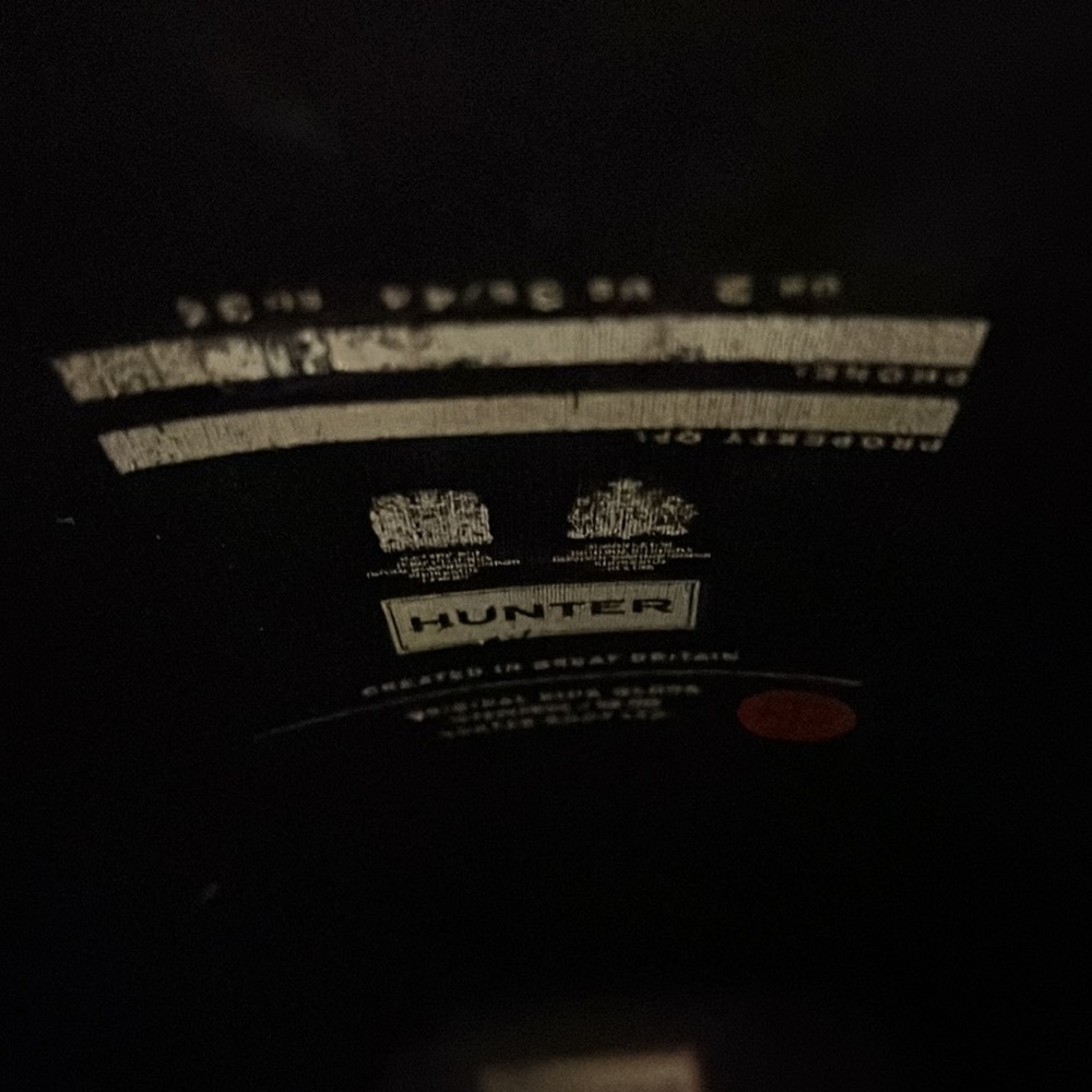 Black Hunter youth size 2 boots.  From pet friendly home.  Lightly used. - Picture 4 of 4